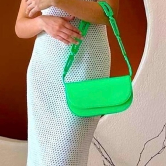 NWT Melie Bianco Neon Green Shoulder Bag with‎ Chunky Chain Strap | Y2K Baguette - Picture 4 of 12
